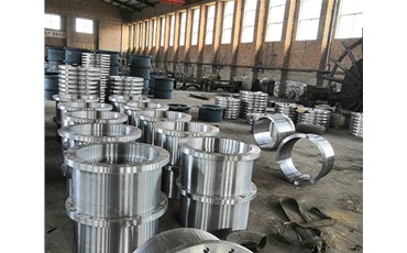 定襄法蘭鍛件廠家淺談：如何檢驗(yàn)鍛件的質(zhì)量？